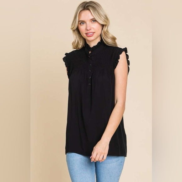 Culture Code Full Size Frill Edge Smocked Sleeveless Top - Picture 3 of 4